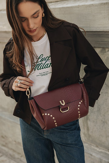 7c88a1_1a90fda47dc740cbab223713d62379f6_mv2