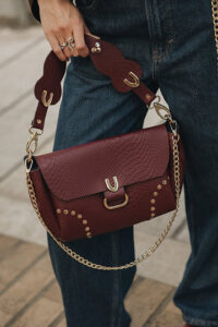 7c88a1_9955d1d21b1a40e5843f40514f57a9cb_mv2