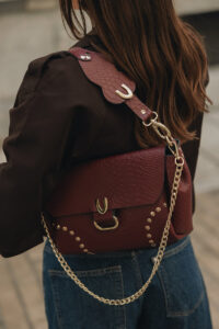 7c88a1_ba97745b486b4e20b845f92ee81f70cb_mv2