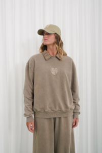 UNIQUE_BEIGE_SWEATER_2_0a04502b-120e-427a-a630-aaa49b0f5cd0