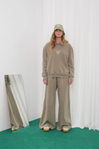 UNIQUE_BEIGE_SWEATER_3_619f80a8-390d-498b-8dc2-d41d189ceddd